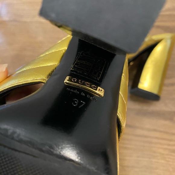 Metallic Gold Gucci Mules / Heels size 37 - Picture 5 of 6
